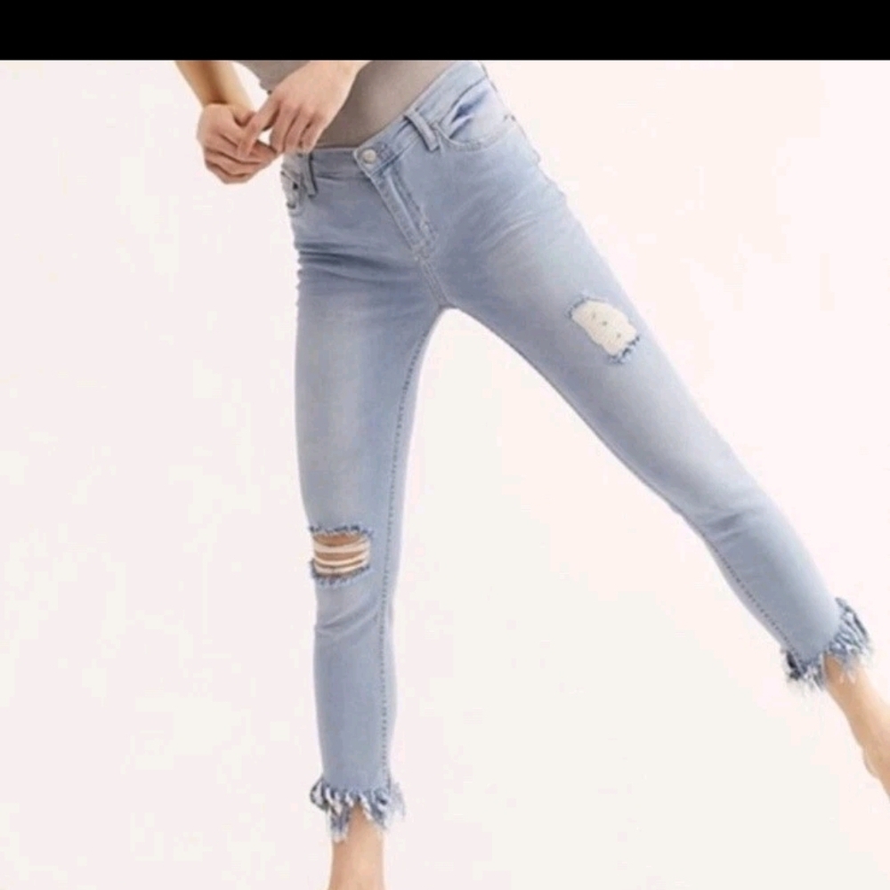 Free People Great Heights Skinny Jeans. Size 28